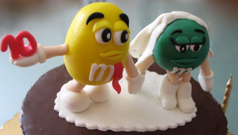M&M’s cake – 10º aniversário casamento