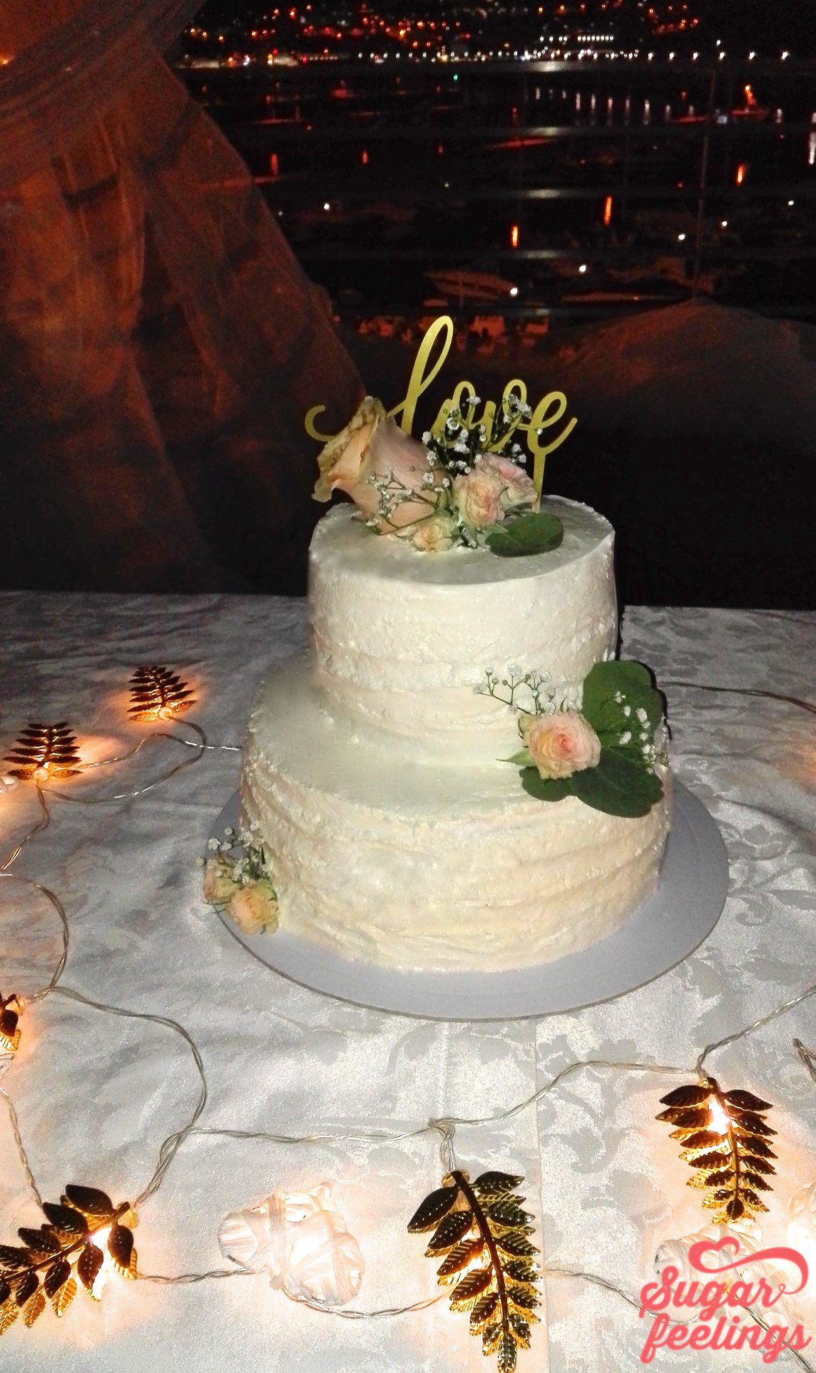 Rustic wedding cake
